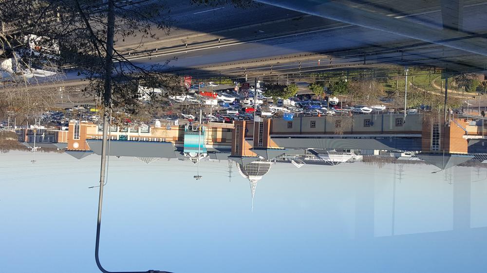 Lakeside Shopping mall